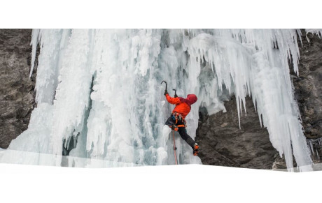 La cascade de glace est-elle accessible aux débutants ?